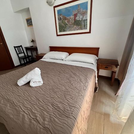 רומא Booking Inn Settembre 95 מראה חיצוני תמונה