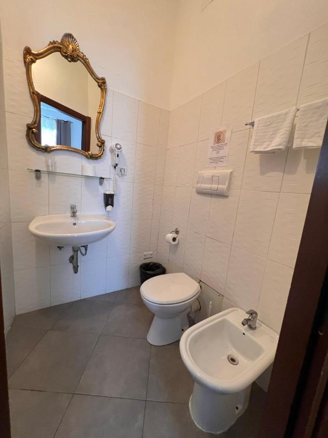 רומא Booking Inn Settembre 95 מראה חיצוני תמונה