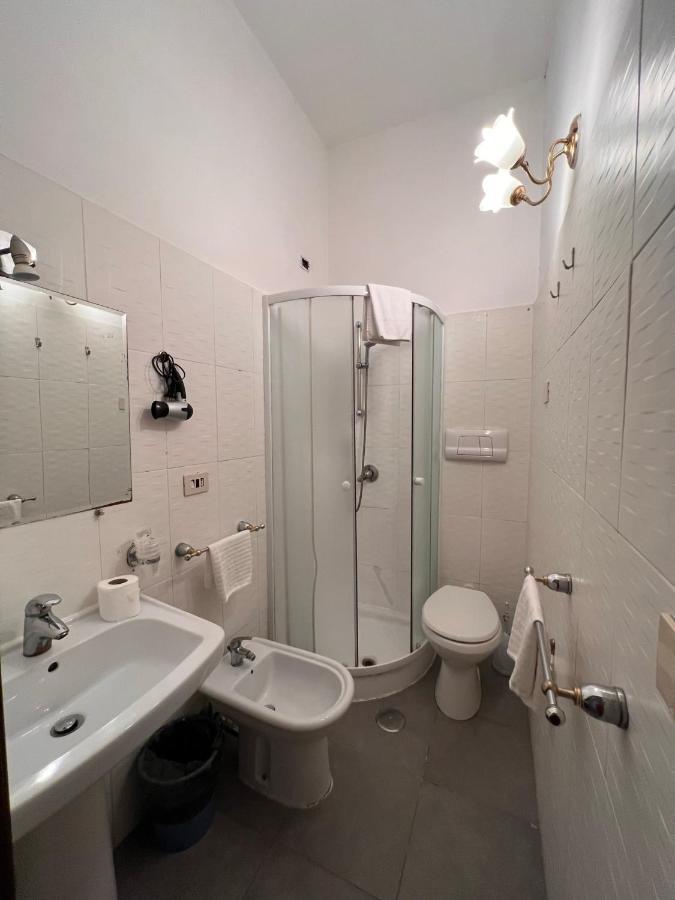 רומא Booking Inn Settembre 95 מראה חיצוני תמונה