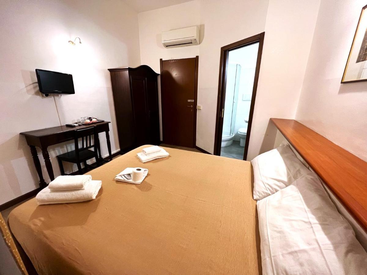 רומא Booking Inn Settembre 95 מראה חיצוני תמונה
